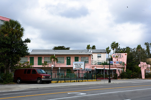 36155_DG_Color_USA_Miami_FL_Biscayne_BlvdZV4N6301_Oasis_Biscayne_BLV_Related 1
