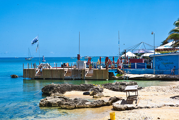 3876_DG_Cayman_Island_Caribbean_ZV4N0678
