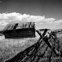 7564_BW_9_SQ_BARN_FENCE_IDAHO_01_3.jpg
