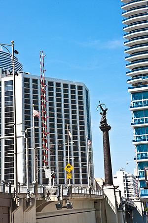 3452_DG_Donw_Town_Miami_FL_5L8Y0004
