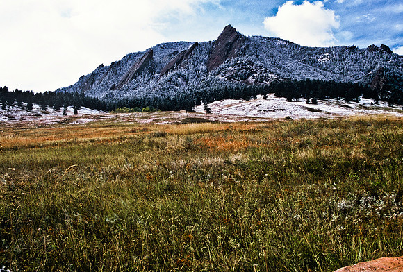 47426_B5_SL_COLOR_HOT_SULPHUR_HWY40_COLORADO_WYOMING_9705.jpg