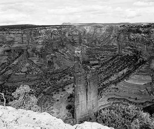 6102_COLOR_SQ_GRAND_CANYON_NORTH_RIME_AND LODGE_05_10.jpg