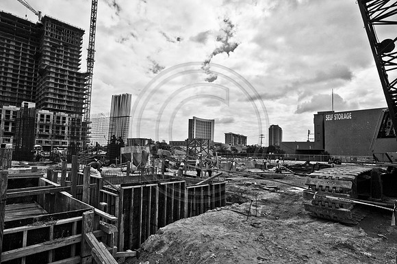 MDT33137_DG_DSC_MIDTOWN_BW_0391