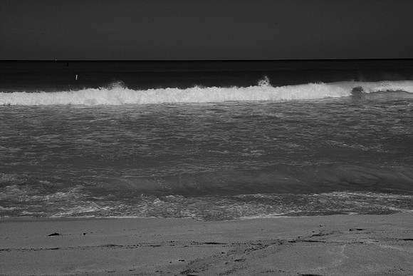 36181_DG_BW_USA_Miami_FL_Related_GroupZV4N9595
