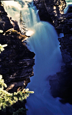 06835_B19_SL_COLOR_ATHABASCA_FALLS_ONE_OF_JASPER_NAT_PARK_BC_WS_97_10.jpg