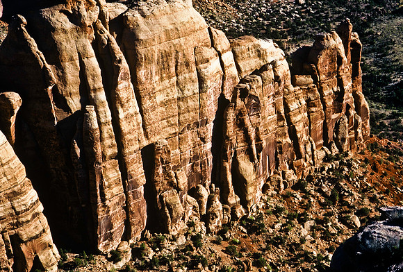 47466_B5_SL_COLOR_NATIONA_ MONUMENT_COLORADO_WY_97_05.jpg