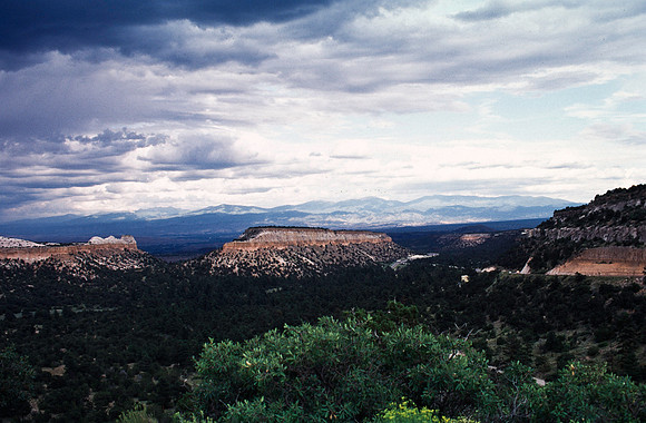 37870_B15_SL_COLOR_TAOS_TO_EMBUDA_TO_BANDELIER_NM_97_02.jpg