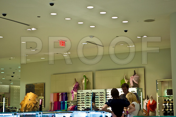 42599_Windows_ReflectionsMall_Miami_FL_ZV4N5063