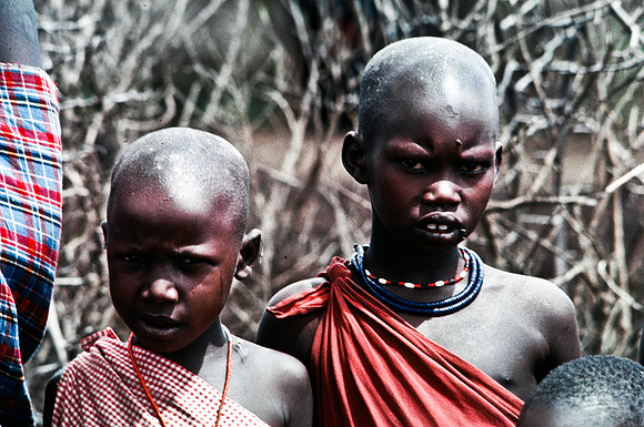 55423_SL_COLOR_TRIBE_CAMP_MASAI_KENYA_AFRICA_1989_17