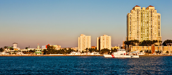 3129_DG_Coast_Guard_Bots_Miami_Beach_Marina_FL_5L8Y2019