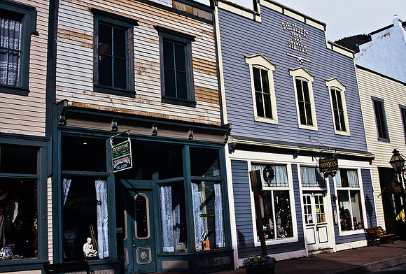 47430_B5_SL_COLOR_GEORGETOWN_HWY40_COLORADO_WY_97_02.jpg