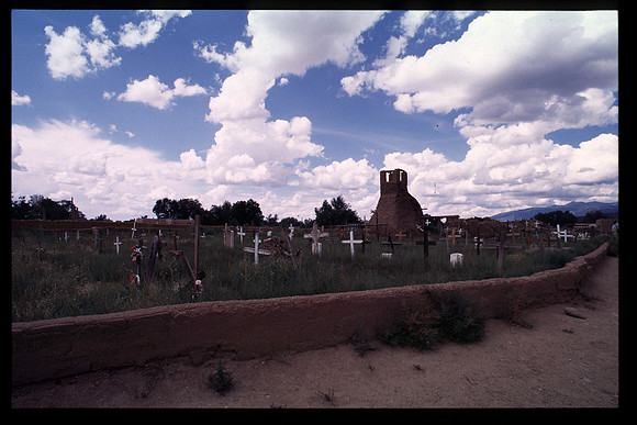 37864_B15_SL_COLOR_TAOS_NM_97_12.jpg