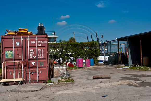 85473_ZV4N1888_Fisher_Island_4_2007