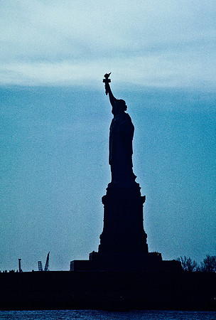 64046_B1_SL_COLOR_NY_86_04.jpg