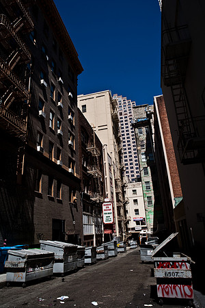 06608_DG_COLOR_SAN_FRANCISCO_CALIFORNIA_CA_USA_2007_ZV4N_3970