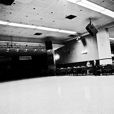 2651_FM_BW_SQ_MUSUEM_OF_ART_TANGO_HALL_BUENOS_AIRES_ARGENTINA_2004