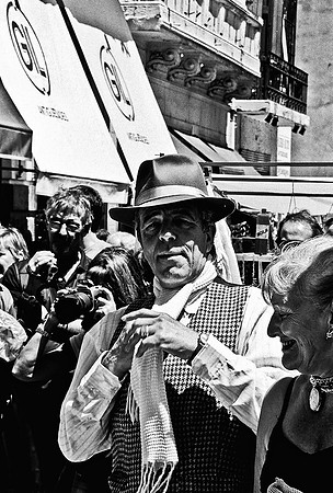 2627_FM_BW_35MM_BUENOS_AIRES_ARGENTINA_2004_19