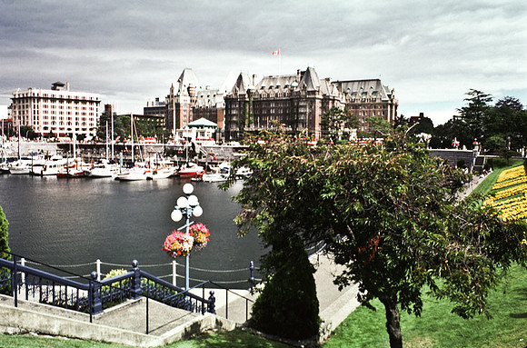 2546_SL_BOX_I_COLOR_OVKA_VICTORIA_CANADA_15