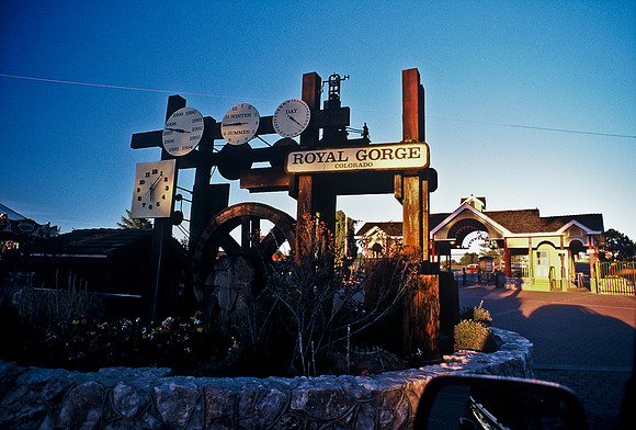47440_B5_SL_COLOR_TO_ROYAL_GORGE_TO_SALIDA_COLORADO_WY_97_02.jpg