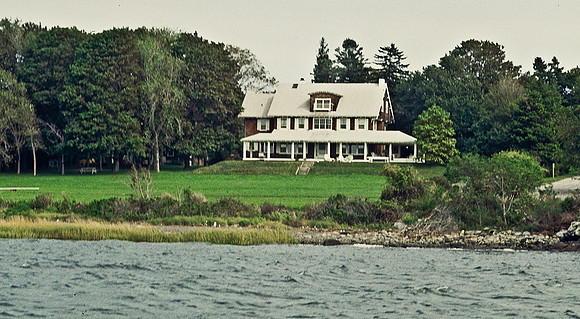 47362_B2_SL_COLOR_SURROUNDINGS_NE_97_04.jpg