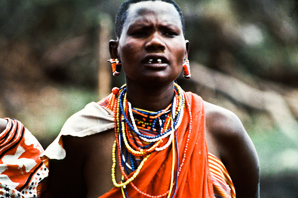 55424_SL_COLOR_TRIBE_CAMP_MASAI_KENYA_AFRICA_1989_8