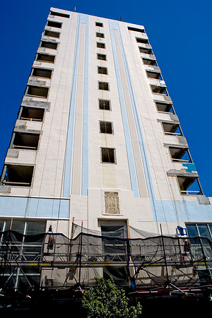 84761_ZV4N6108_Miami_Beach_Art_Deco_FL_USA