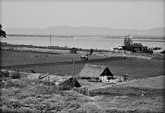 0784_FM_BW_35MM_BURMA