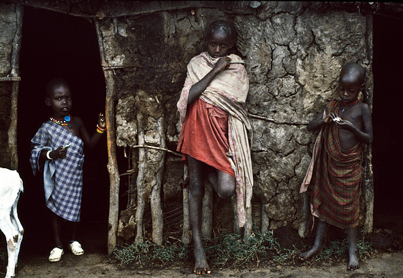 55422_SL_COLOR_TRIBE_CAMP_MASAI_KENYA_AFRICA_1989-2