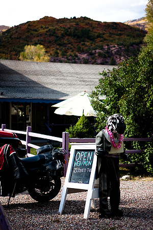200828_DVD12_DG_USA_Aspen_1732_full_blead