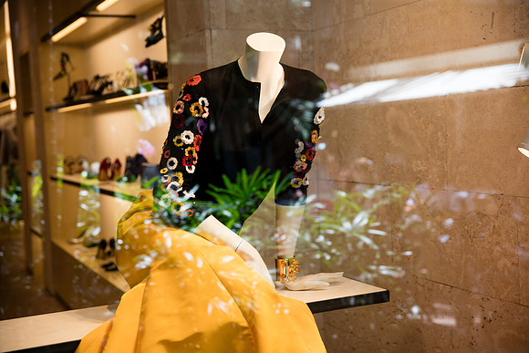 20160417_Mannequins_and_Windows_075A0049