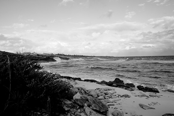 36163_DG_BW_USA_Harbour_Island_Bahamas_Related_GroupZV4N1759
