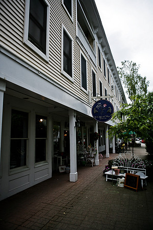 06573_ZV4N_0329_DG_COLOR_KENNEBUNKPORT_MAINE_ME_USA_2007_architectrual_building