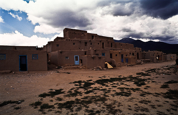 37864_B15_SL_COLOR_TAOS_NM_97_17.jpg