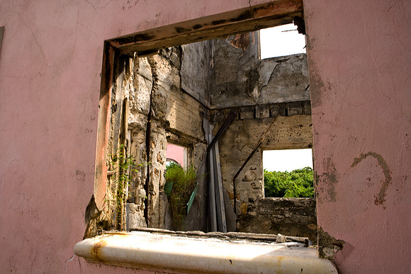36172_DG_Color_USA_Harbour_Island_Bahamas_Related_GroupZV4N1019