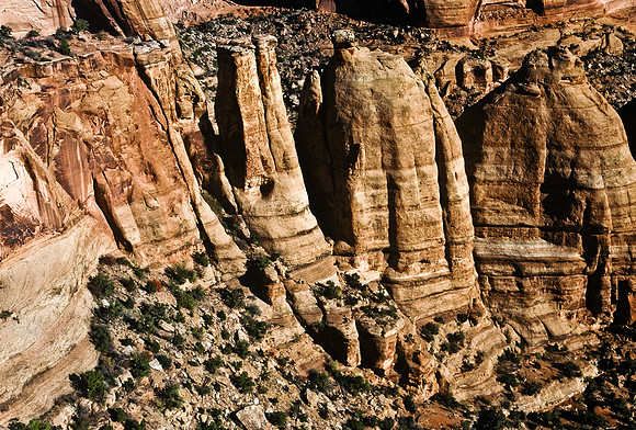 47466_B5_SL_COLOR_NATIONA_ MONUMENT_COLORADO_WY_97_04.jpg