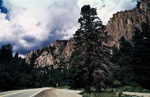 37862_B15_SL_COLOR_CIMARRON_TO_CARSON_NF_LOOP_TO_TAOS_HWY56_NM_97_10.jpg