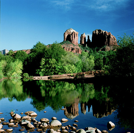 6137_COLOR_SQ_RED_ROCK_CROSSING_SEDONA_AZ_USA_05_5.jpg