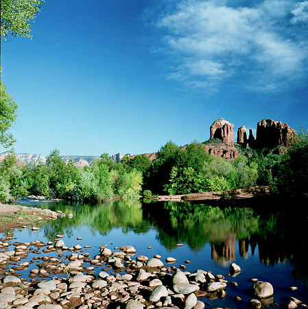 6137_COLOR_SQ_RED_ROCK_CROSSING_SEDONA_AZ_USA_05_7.jpg