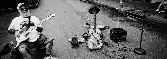 7715_FM_BW_NEW_ORLEANS_LA_01_2.jpg