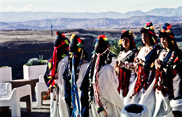 3232_SL_COLOR_EL_KELAA_M_GOUNA_MAROCCO_II_1998_12