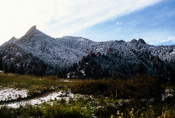47429_B5_SL_COLOR_HOT_SULPHUR_HWY40_COLORADO_WYOMING_97_04.jpg