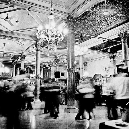2654_FM_BW_SQ_CAFE_REAL-TANGO_BUENOS_AIRES_ARGENTINA_2004_5