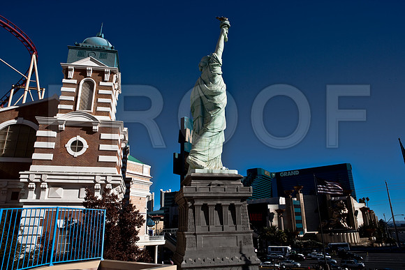 06649_DG_COLOR_ZV4N_2622_LAS_VEGAS_NEVADA_NV_USA_2007