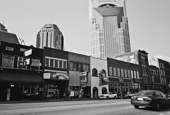 7531_FM_BW_KENTUCKY_01_12.jpg