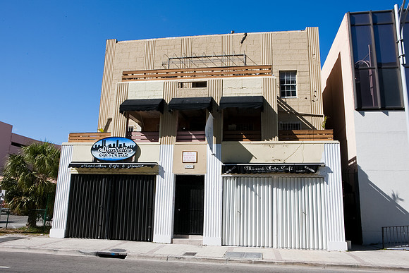 2607_Litlle_Haity_Miami_Avenue_20090307-5L8Y2267