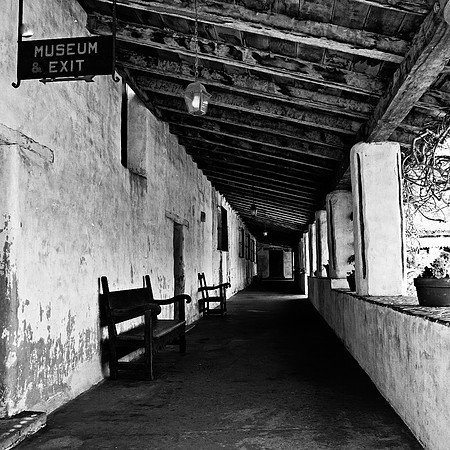 2371_FM_BW_SQ_CARMEL_MISSIONS_CA_02_2.jpg