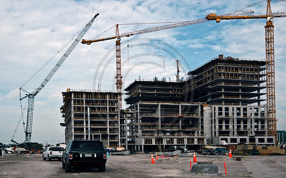 MDT33137_DG_DSC_MIDTOWN_5162