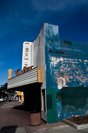 36373_DG_COLOR_OXNARD_CALIFORNIA_CA_USA_2007_ZV4N_0601