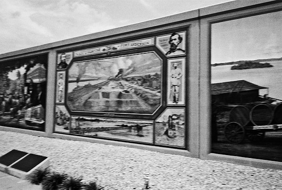 7533_FL_BW_KENTUCKY_01_32.jpg