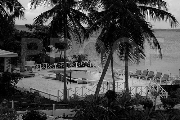 36171_DG_Color_USA_Ramora_Bay_Bahamas_Related_Group36170_DG_Color_USA_Harbour_Island_Bahamas_Related
